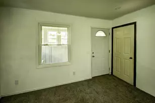 544 Grand St, Oshkosh, WI 54901 - Photo 4