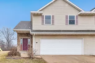713 Edge Point Ct, De Pere, WI 54115 - Photo 2