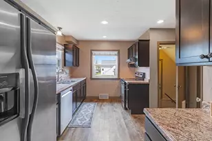1609 Spring St, Appleton, WI 54914 - Photo 44