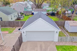 1609 Spring St, Appleton, WI 54914 - Photo 24