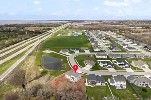 N8744 Connor Cir, Menasha, WI 54952 - Photo 54