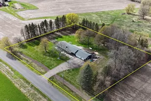 W8166 Belle Plaine Ave, Shawano, WI 54166 - Photo 4