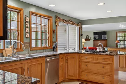2429 Morning Star Trail, Green Bay, WI 54302 - Photo 16