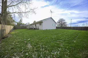214 Mirro Dr, Gillett, WI 54124 - Photo 28