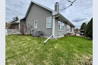 1823 Kentucky Street, Sturgeon Bay, WI 54235 - Photo 46