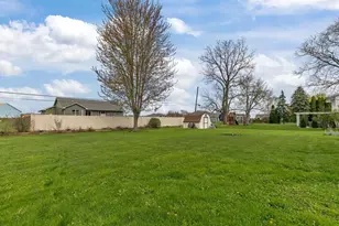 1709 Lake Breeze Rd, Oshkosh, WI 54904 - Photo 28
