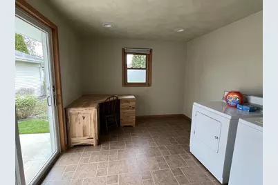 512 Jeffery Street, Combined Locks, WI 54113 - Photo 8