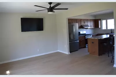 862 Castle Road, Fond du Lac, WI 54935 - Photo 8