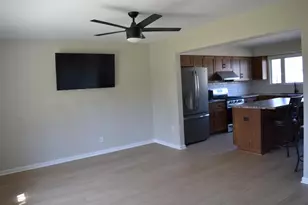 862 Castle Rd, Fond du Lac, WI 54935 - Photo 8