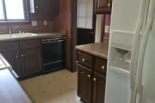 890 Bishop Ct, Fond du Lac, WI 54935 - Photo 6