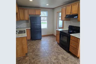 1132 Madison Avenue, Marinette, WI 54143 - Photo 6