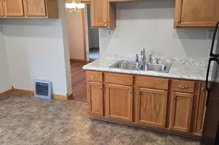 1132 Madison Ave, Marinette, WI 54143 - Photo 8
