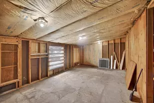 517 Abrams St, Green Bay, WI 54302 - Photo 34