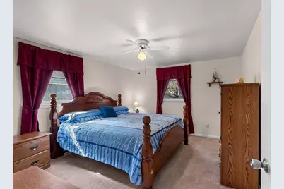 914 Rasmussen Place, Green Bay, WI 54304 - Photo 16