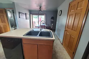 388 Portage St, Fond du Lac, WI 54935 - Photo 6