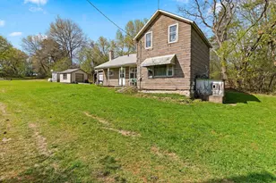 W7995 Apache Dr, Wild Rose, WI 54984 - Photo 8