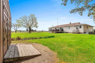 N5596 Range Line Rd, Shawano, WI 54166 - Photo 10