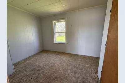 907 Park Avenue, Waupaca, WI 54981 - Photo 8