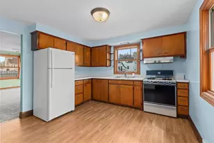 611 Church Ave, Casco, WI 54205 - Photo 8