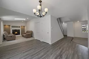 422 Silver Spring Dr, Green Bay, WI 54303 - Photo 14