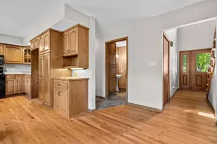 212 Apple Blossom Ln, Manitowoc, WI 54220 - Photo 14