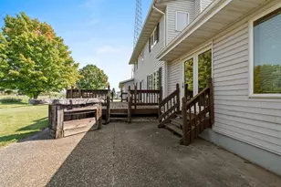 212 Apple Blossom Ln, Manitowoc, WI 54220 - Photo 48