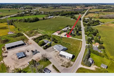 212 Apple Blossom Lane, Manitowoc, WI 54220 - Photo 70
