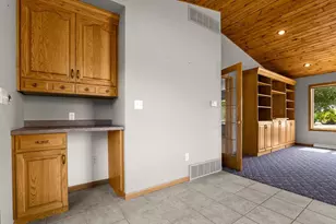 212 Apple Blossom Ln, Manitowoc, WI 54220 - Photo 22
