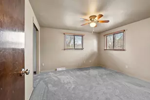860 Fribourg St, De Pere, WI 54115 - Photo 14