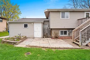 860 Fribourg St, De Pere, WI 54115 - Photo 40