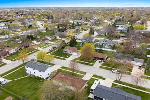 860 Fribourg St, De Pere, WI 54115 - Photo 58