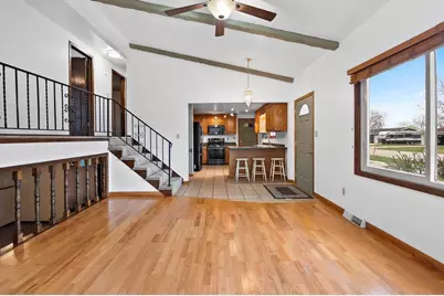 860 Fribourg Street, De Pere, WI 54115 - Photo 8