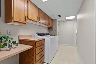 10 Lawrence Ct, Appleton, WI 54911 - Photo 22