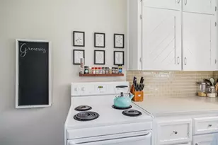 1119 E Parkway Ave, Oshkosh, WI 54901 - Photo 14