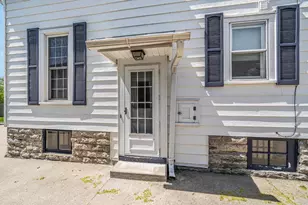 1119 E Parkway Ave, Oshkosh, WI 54901 - Photo 4