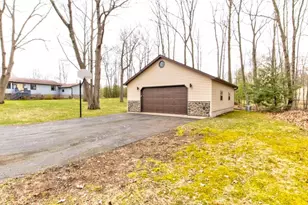 W1724 River Oaks Dr, Marinette, WI 54143 - Photo 58
