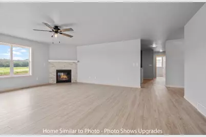 1731 Betty Jean Lane, Green Bay, WI 54313 - Photo 4