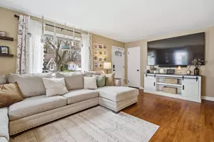 1802 S Adams St, Appleton, WI 54915 - Photo 6