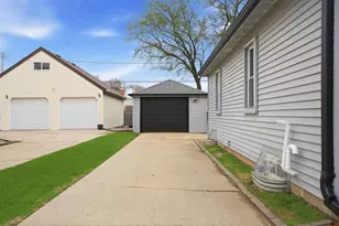 1802 S Adams St, Appleton, WI 54915 - Photo 30