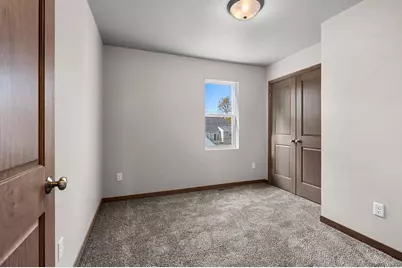 112 Law Street, New London, WI 54961 - Photo 22
