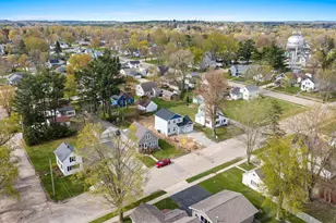 112 Law St, New London, WI 54961 - Photo 32