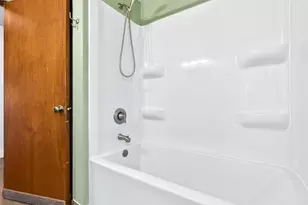 1432 Evans St, Oshkosh, WI 54901 - Photo 20