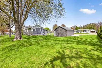 1432 Evans Street, Oshkosh, WI 54901 - Photo 40