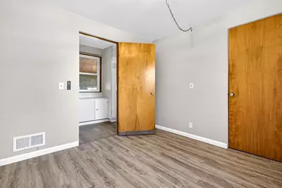 1432 Evans Street, Oshkosh, WI 54901 - Photo 16