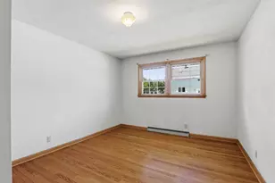 3288 Oakridge Rd, Neenah, WI 54956 - Photo 10