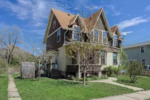 826 E Washington St, Appleton, WI 54911 - Photo 2