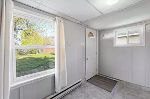 168 Gruenwald Ave, Neenah, WI 54956 - Photo 2
