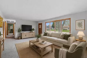 787 Chester Pl, Fond du Lac, WI 54935 - Photo 6