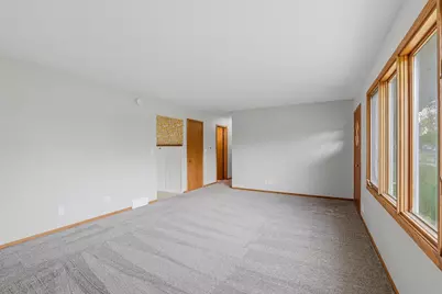 787 Chester Place, Fond du Lac, WI 54935 - Photo 8