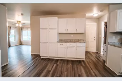 2220 Glendale Avenue, Green Bay, WI 54303 - Photo 12